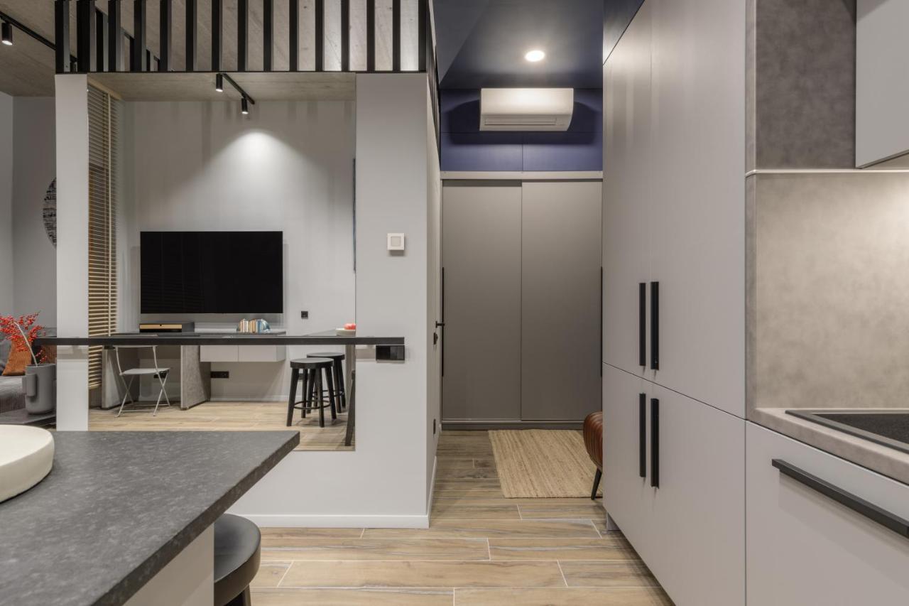 Ivis House Modern Apartment In Vilnius Old Town With Balcony VNO Exterior foto