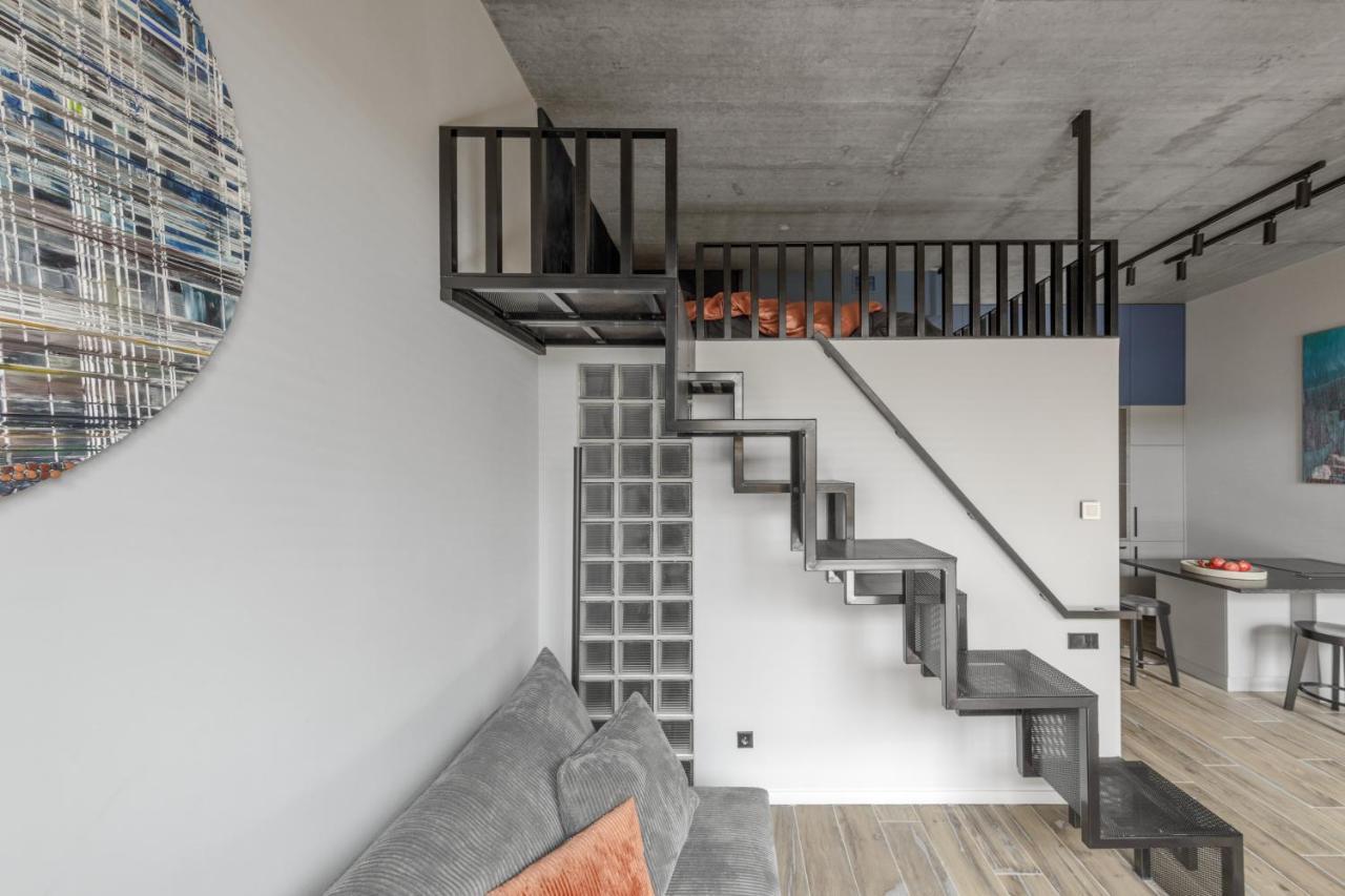 Ivis House Modern Apartment In Vilnius Old Town With Balcony VNO Exterior foto