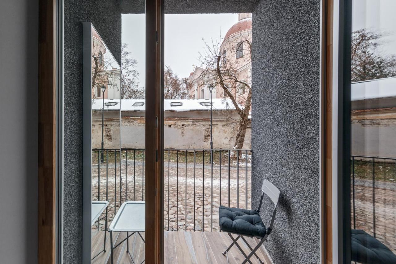 Ivis House Modern Apartment In Vilnius Old Town With Balcony VNO Exterior foto